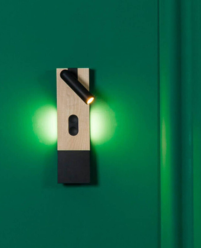 Magos LED-vegglampe, leselampe, lønn, tre, bredde 30 cm