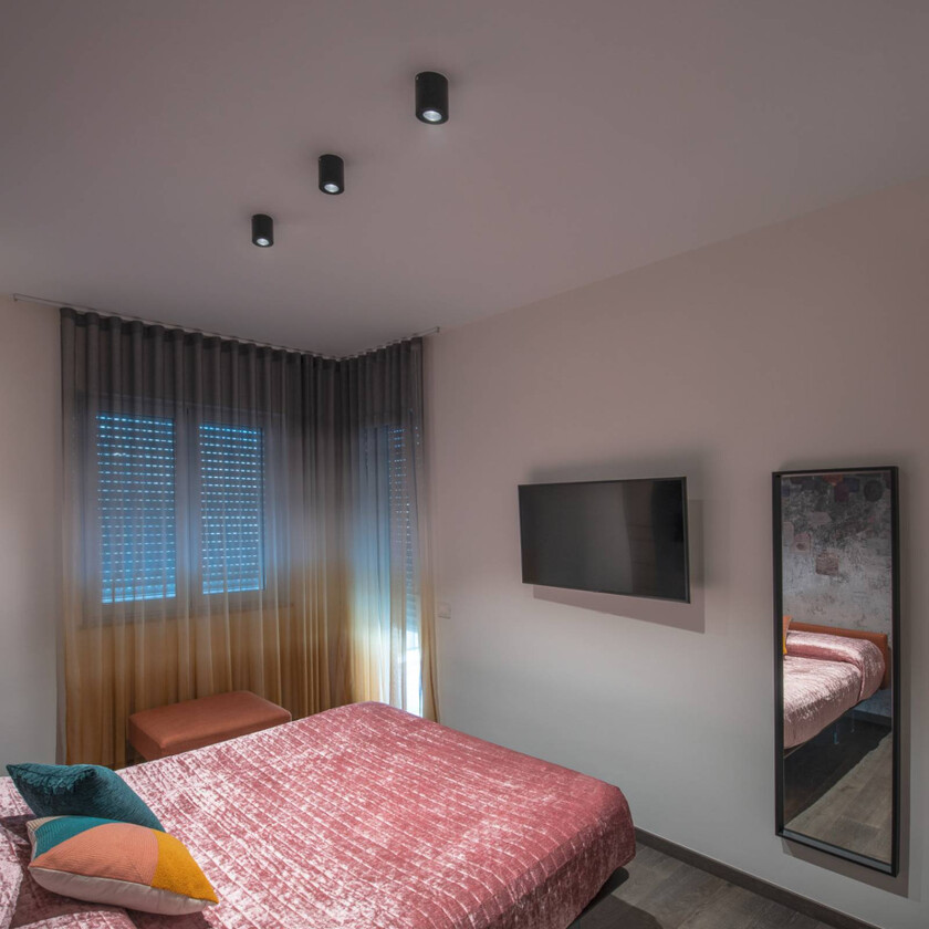 Triledo taklampe, svart, aluminium, Ø 10 cm