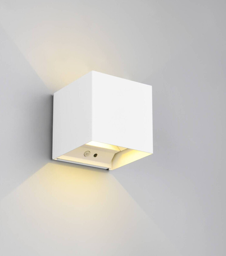 LED oppladbar utendørs vegglampe Talent, hvit, bredde 10 cm, sensor
