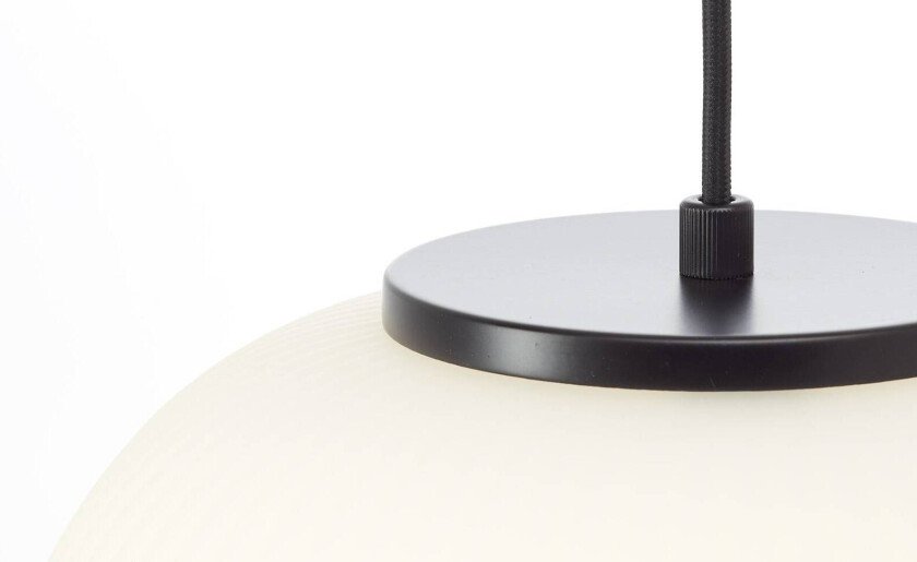 Kaizen hengelampe, lengde 105 cm, opal, 3-lys glass/metall