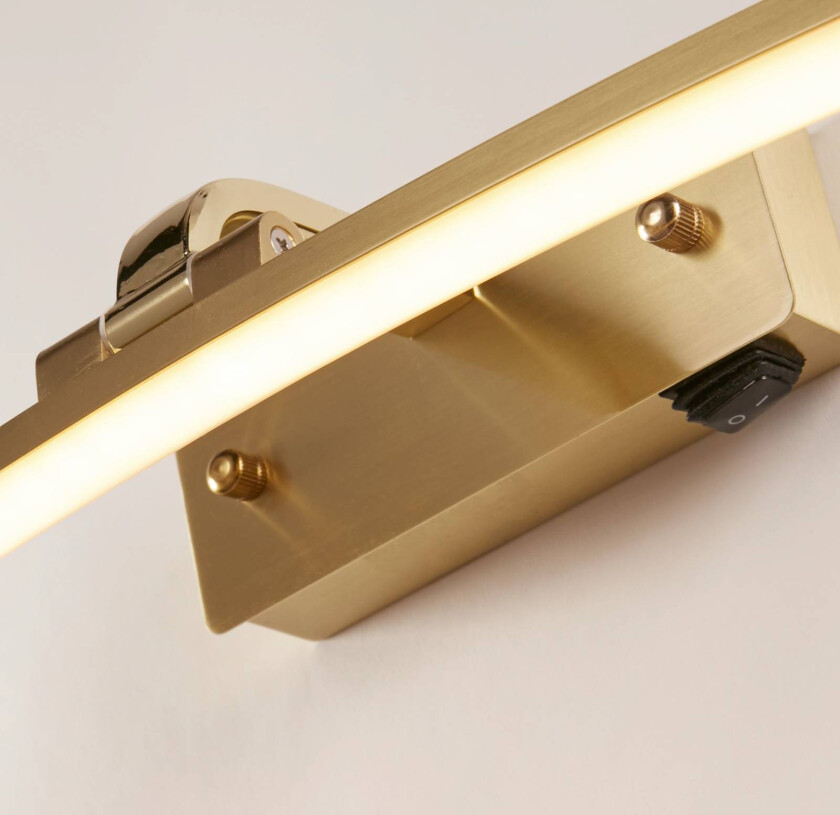 Santorini LED-vegglampe, bredde 50 cm, messing, vippbar