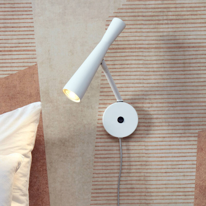 Det dreier seg om RoMi vegglampe Bordeaux, hvit