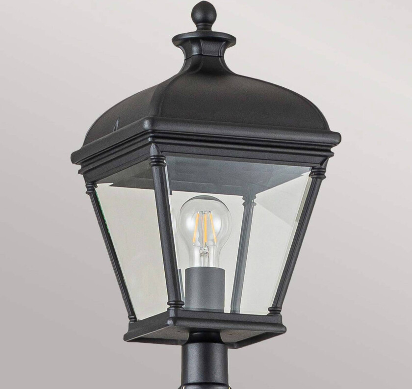 Bayview utelampe i støpt aluminium