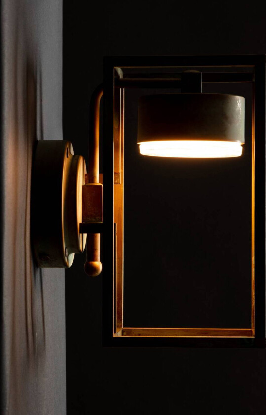 LED-utevegglampe Cubic 3372 antikk messing/opal