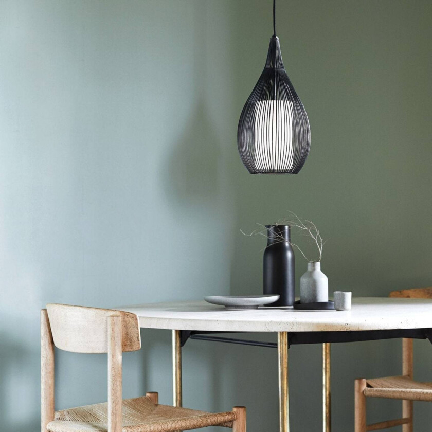 Beacon pendellampe Solis, svart, metall, glass, Ø 19 cm