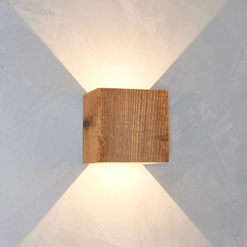 Cubus utendørs LED-vegglampe, tre