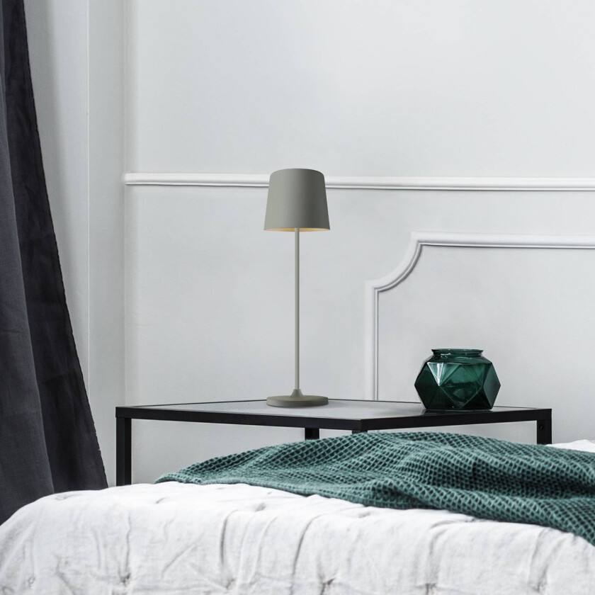 Kaami LED-bordlampe, dimbar, grå matt