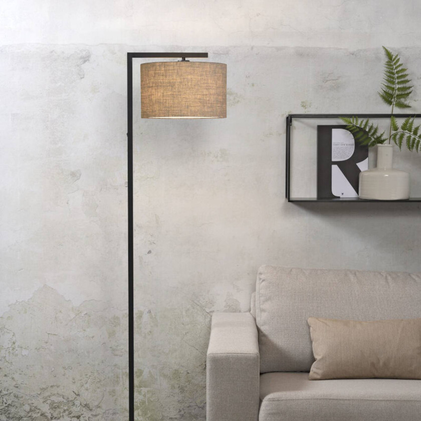 It's about RoMi Gulvlampe Boston, Ø 32 cm, svart/mørk