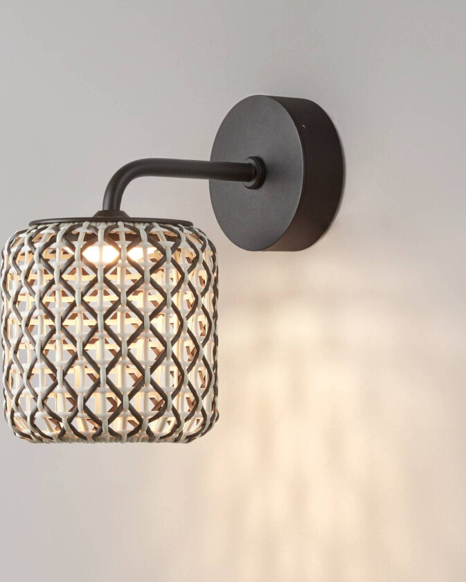 Nans A LED utendørs vegglampe, brun, Ø 16,7 cm