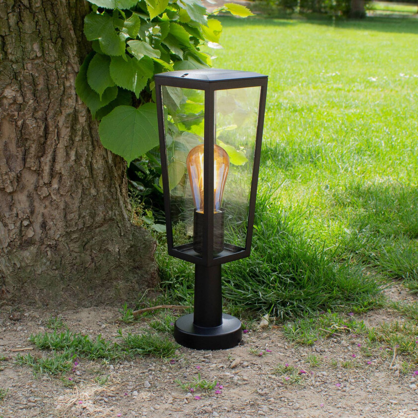 Sokkellampe Pine av aluminium og glass, IP44