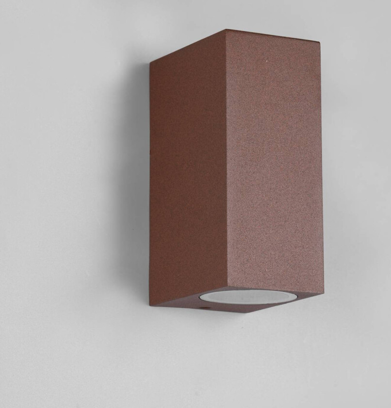 Vegglampe Royal, up-/downlight kantet rust