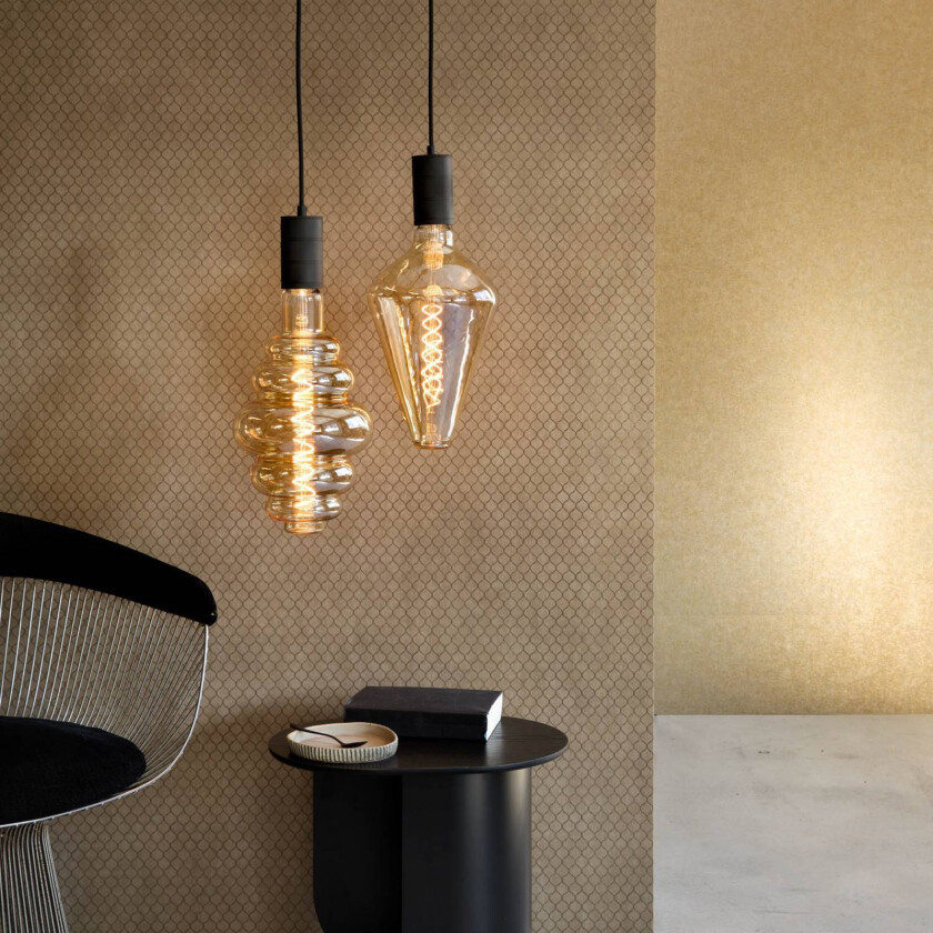 Vienna LED-pære E27 6W dim 2 200 K gull