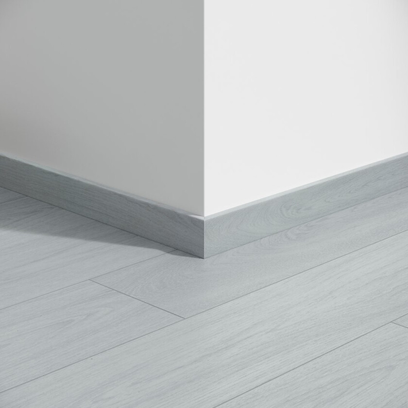 BERRYALLOC SOKKELLIST CHARME WHITE 2,4M