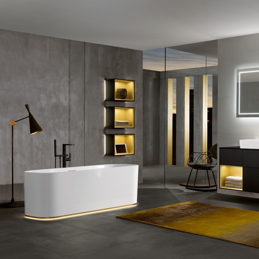 VILLEROY & BOCH FINION BADEKAR 170X70 MED LYS OG DESIGNKANT DETALJER I GULL