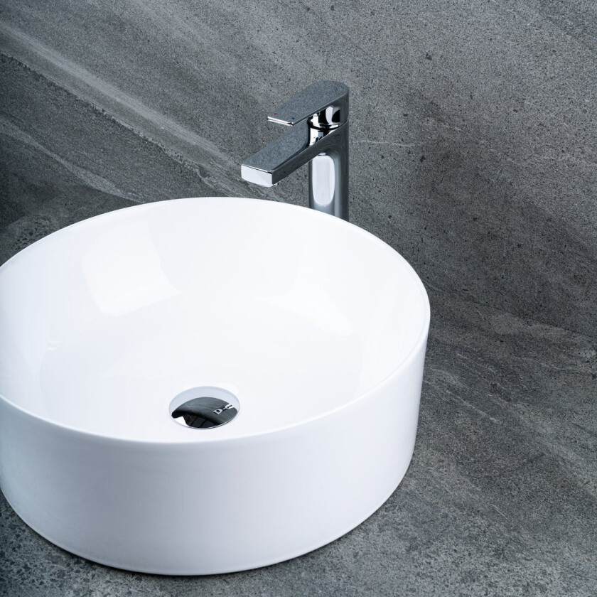 CELESTE BLACKBURN SERVANTBATTERI HØY KROM