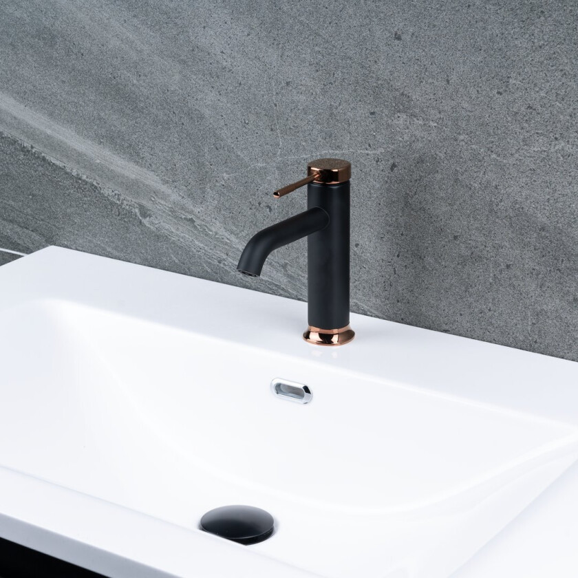 Bilde av CELESTE WAKEFIELD SERVANTBATTERI, KOBBER/MATT SORT