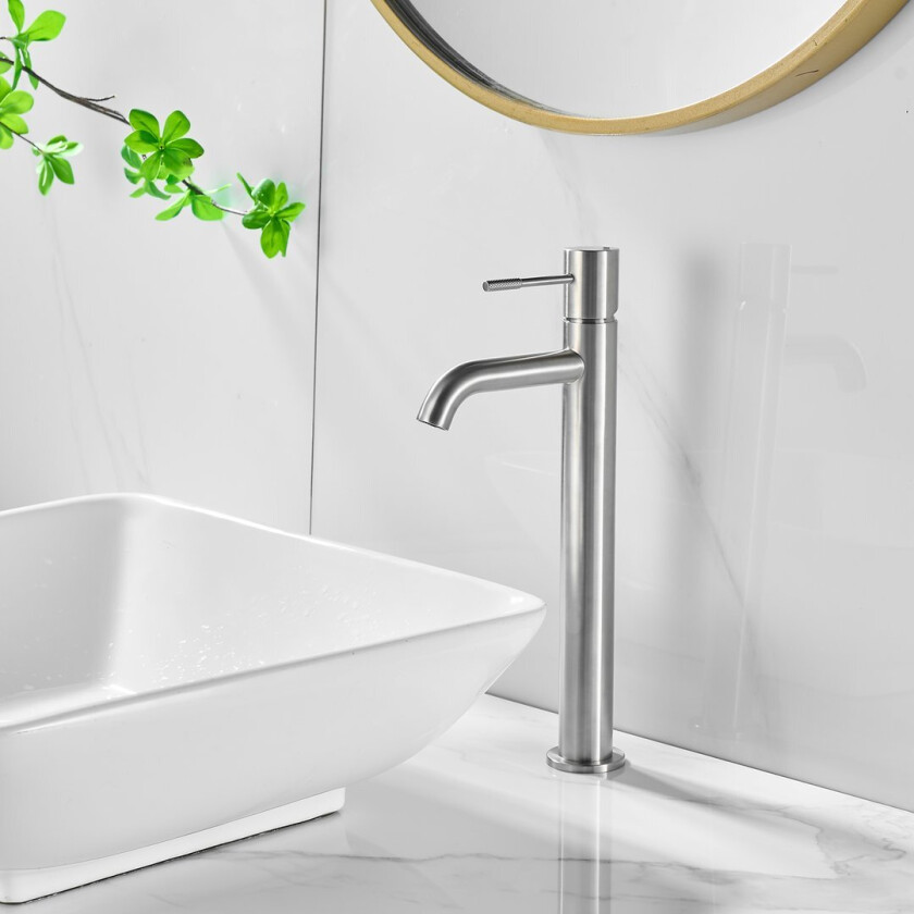 CELESTE ELY SERVANTBATTERI HØY BØRSTET STÅL