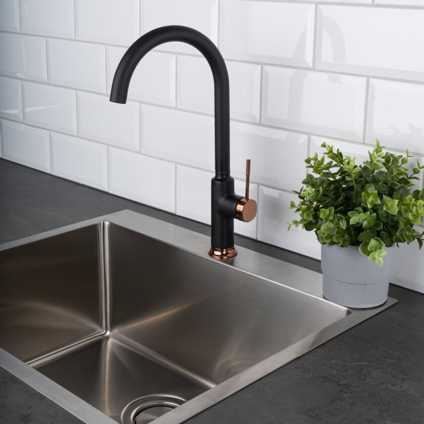 CELESTE WAKEFIELD KJØKKENARMATUR, KOBBER/MATT SORT