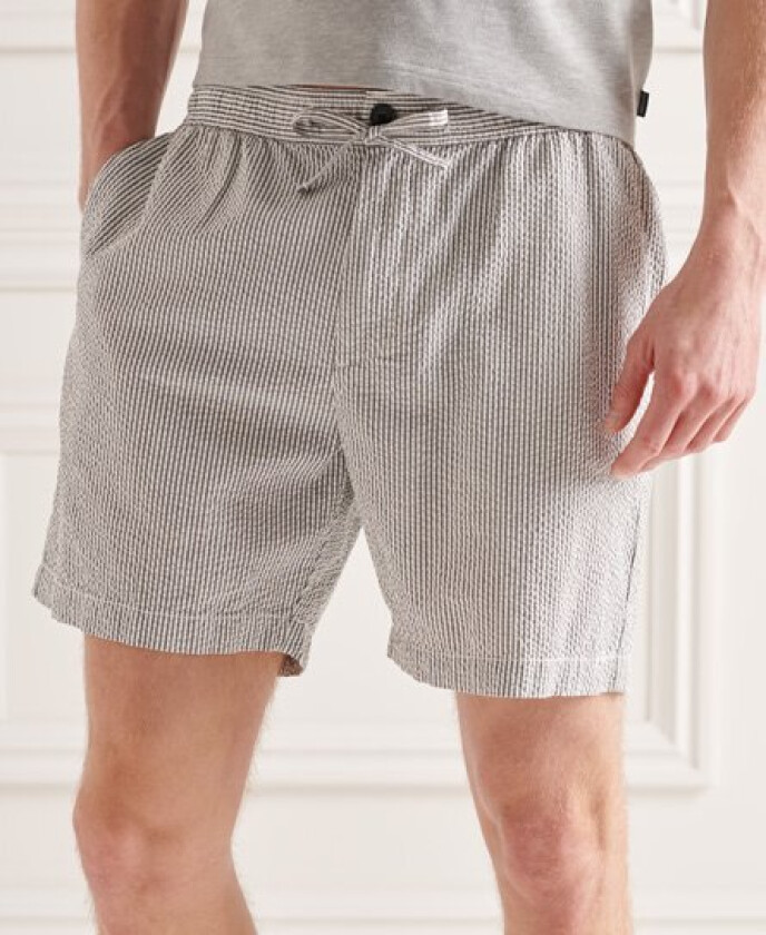 Shorts i kreppstoff med strammesnor
