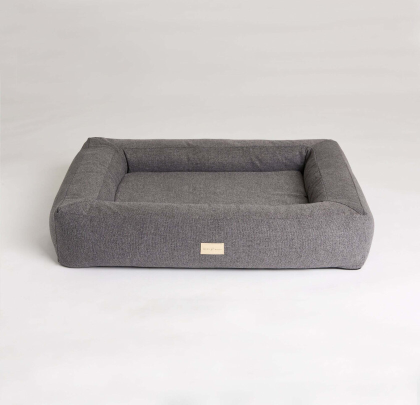 Seng Box Bed