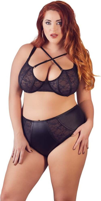 Sophisticated Plussize Underwired Bra and Brief