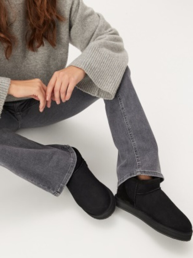 Glasgow Sheepskin Boots Black 41