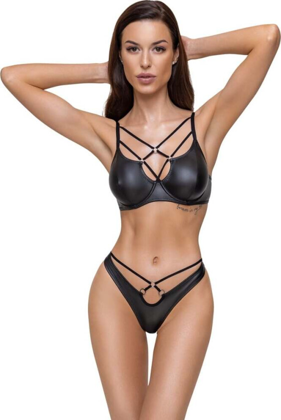 Black bra & thong