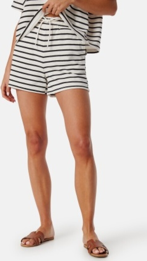 Pcchilli Summer HW Shorts Cloud Dancer Stripes:BLACK L