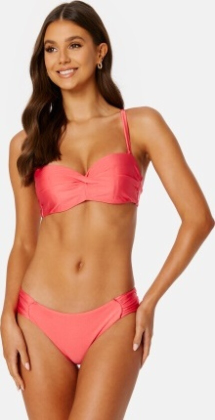 Mila Twisted Bikini Top Coral 70C