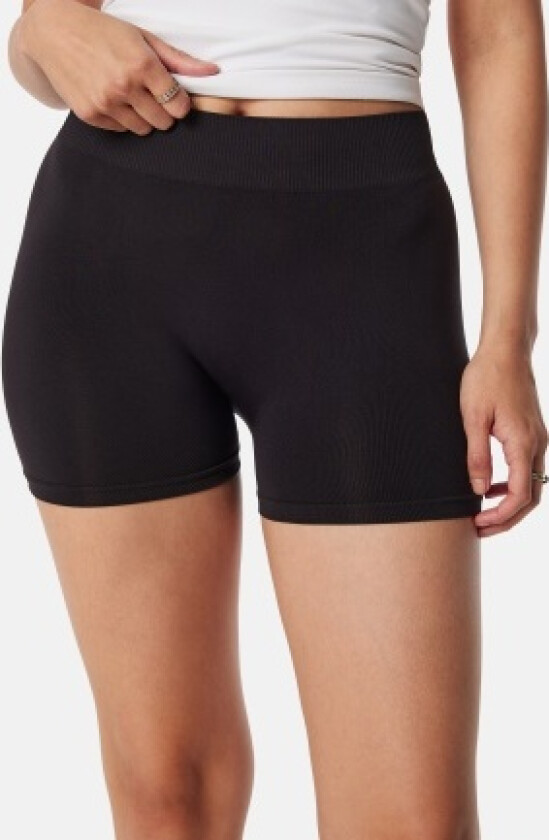 Pclondon Mini Shorts Black L/XL