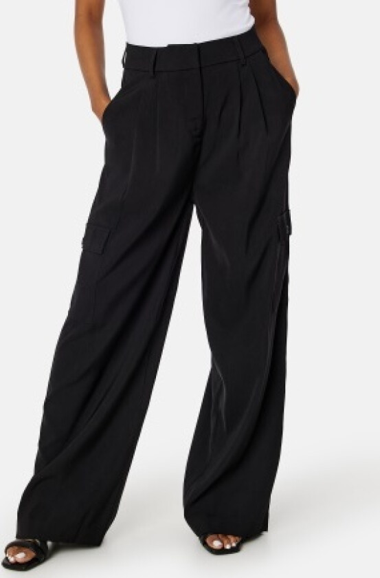 Winnie Mia Wide HW Cargo Black 38