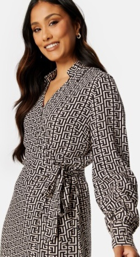 Bana L/S Wrap Midi Dress Black AOP Graphic 36