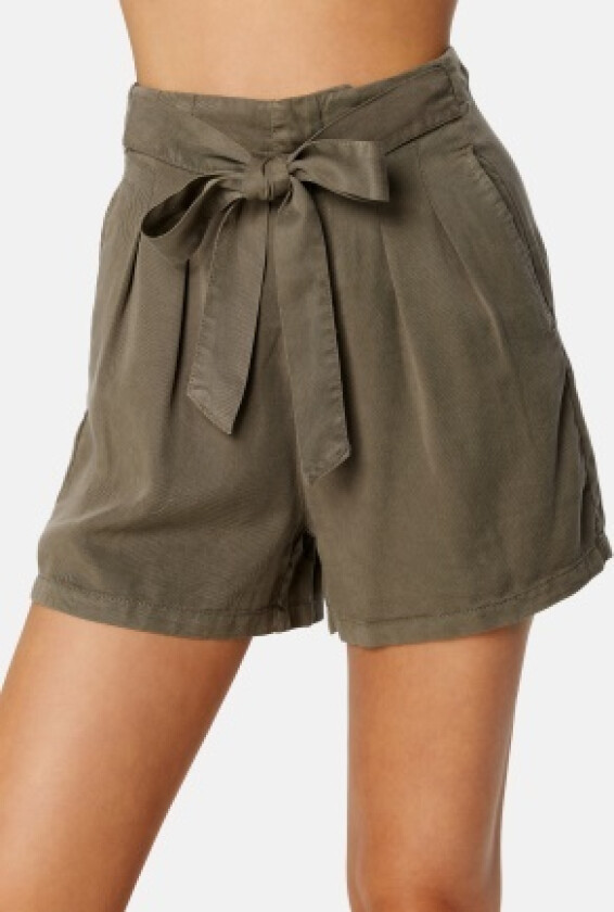 Mia Loose Summer Shorts Bungee Cord S