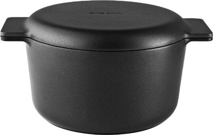 - Nordic Kitchen støpejernsgryte 20 cm 3,0L