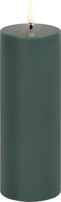 LED Pillar Candle, Pine Green, Smooth, 5,8x15,2 cm - Led Stearinlys