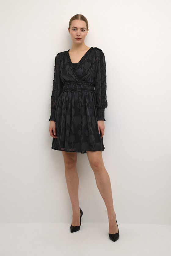 Cryana Dress Zally fit Str 40 - Korte Kjoler