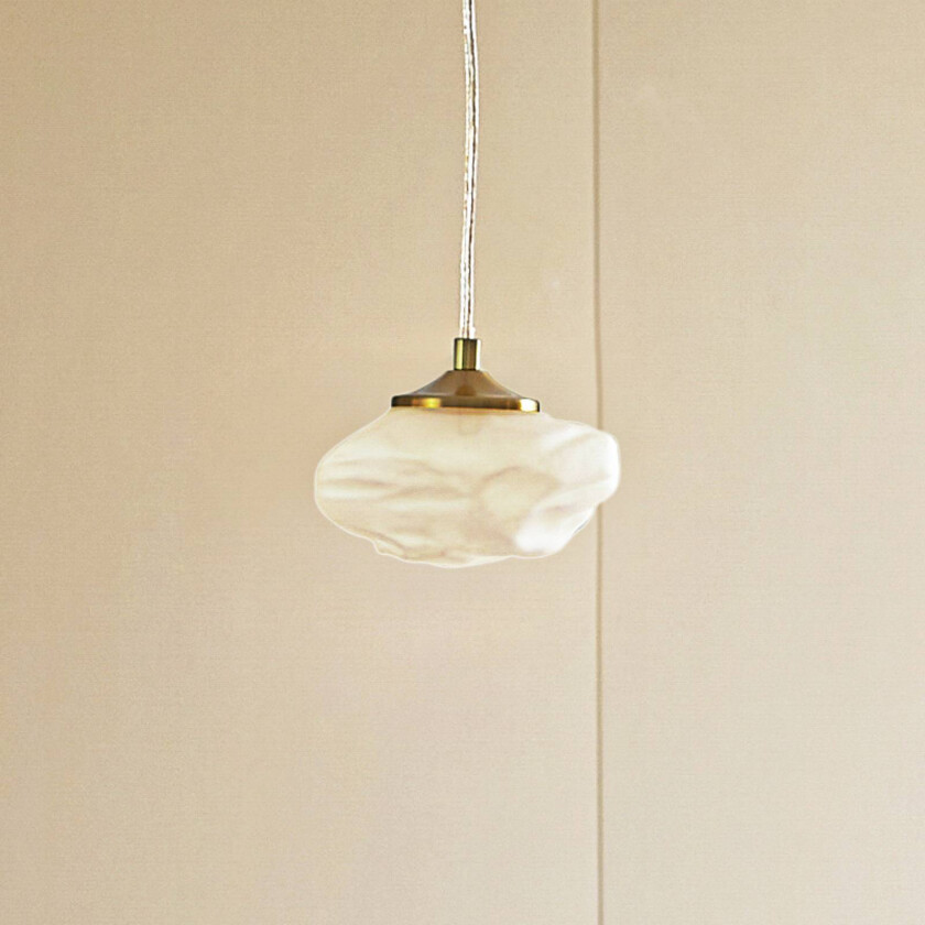 Lindby hengelampe Piatra, opal/messing, glass, 15,5 cm