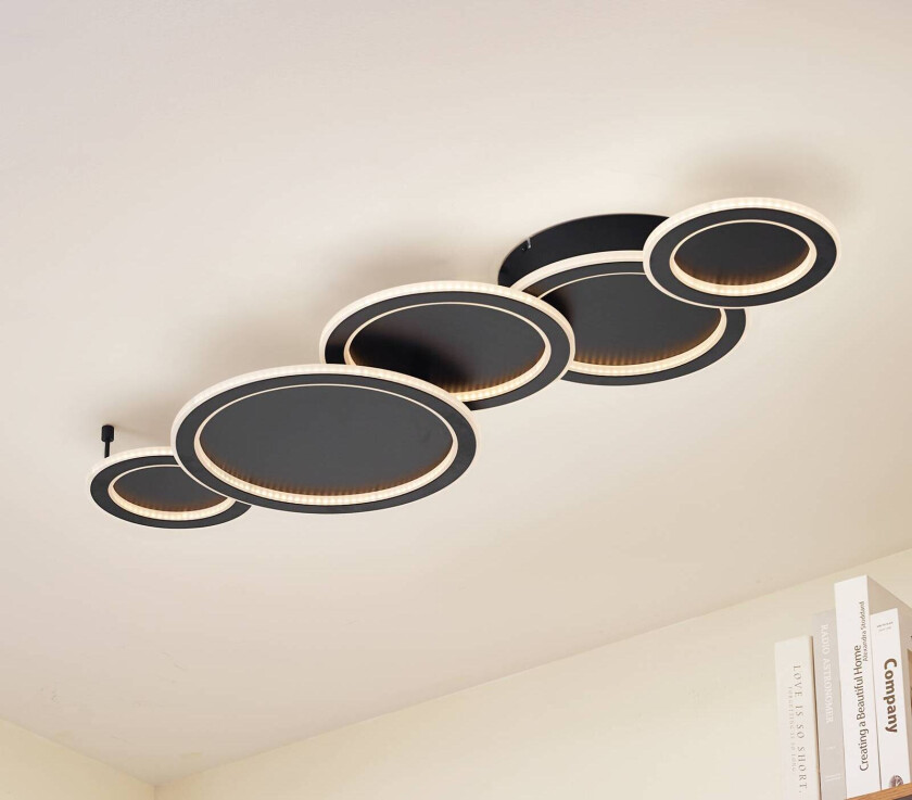 Lucande LED-taklampe Diala, svart, metall, 96 cm