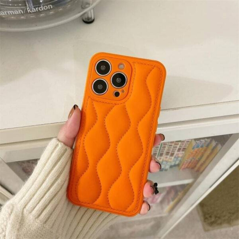 iPhone 13 polstret deksel i trendy farger brodert mønster Orange one size