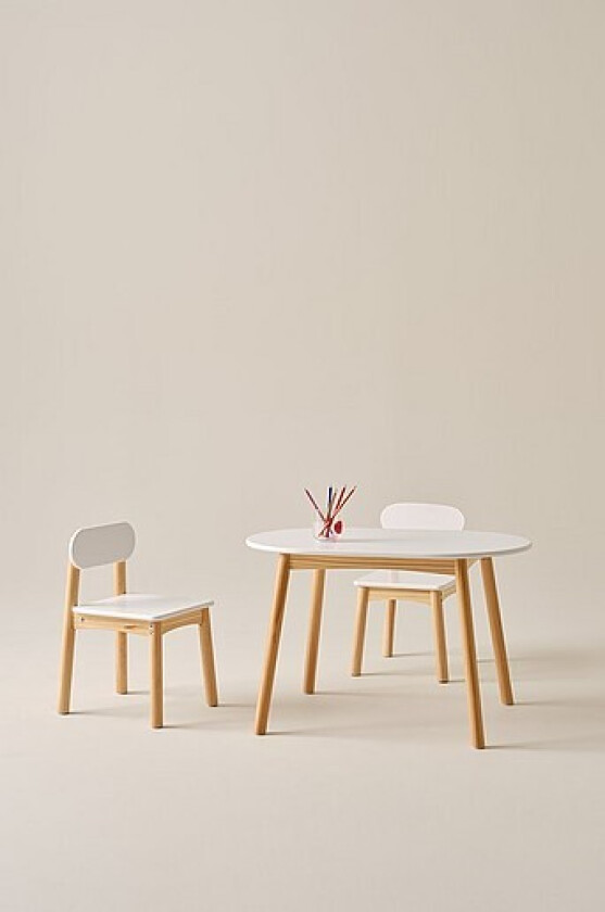 HULTA OVAL barnebord med 2 stoler