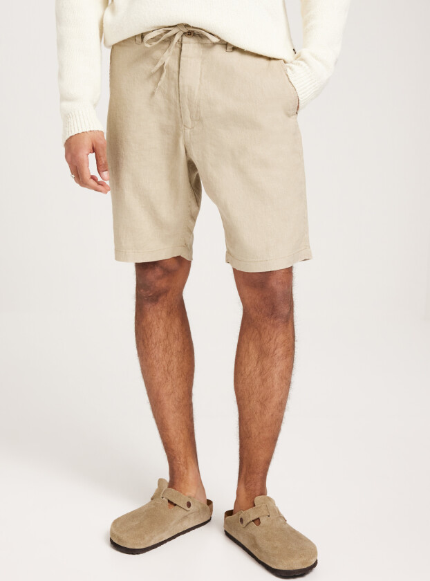 D2. Relaxed Linen Ds Shorts Bermuda shorts Beige