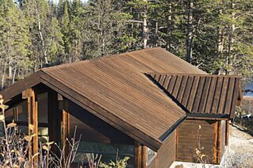Tak Royal brun overligger 22x148x3600 furu