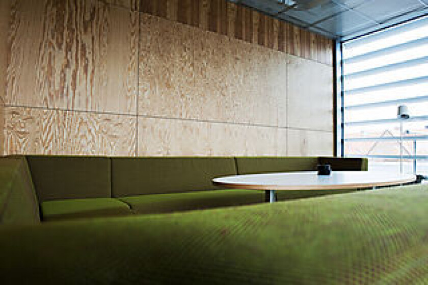 Kryssfiner plate TG4 18x2420x610 mm