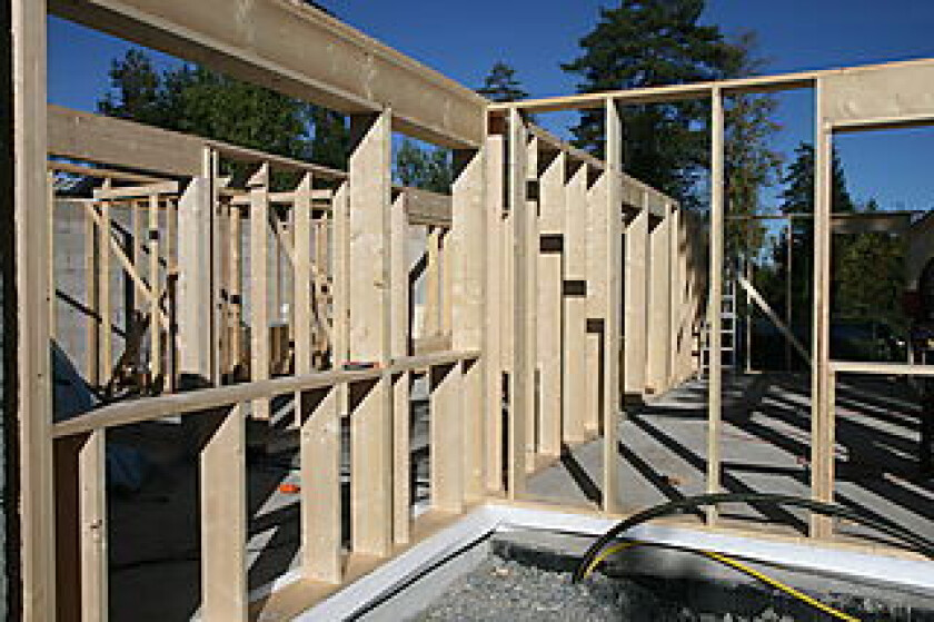 Konstruksjonsvirke C24 Gran 44x223x7500 mm