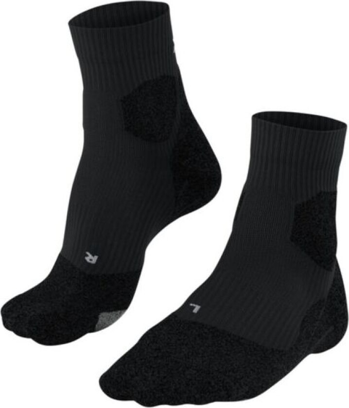 RU Trail Grip Socks