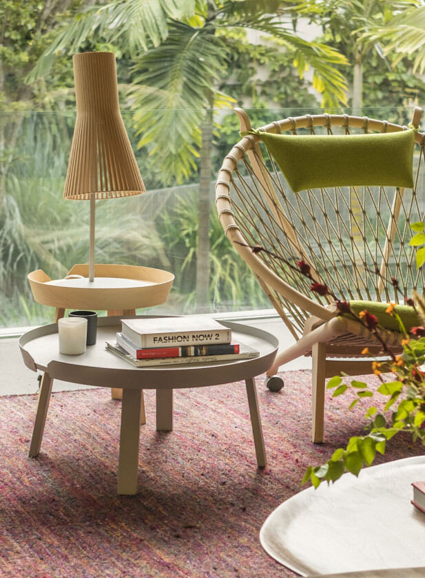 Secto 4220 bordlampe H75 - bjørk