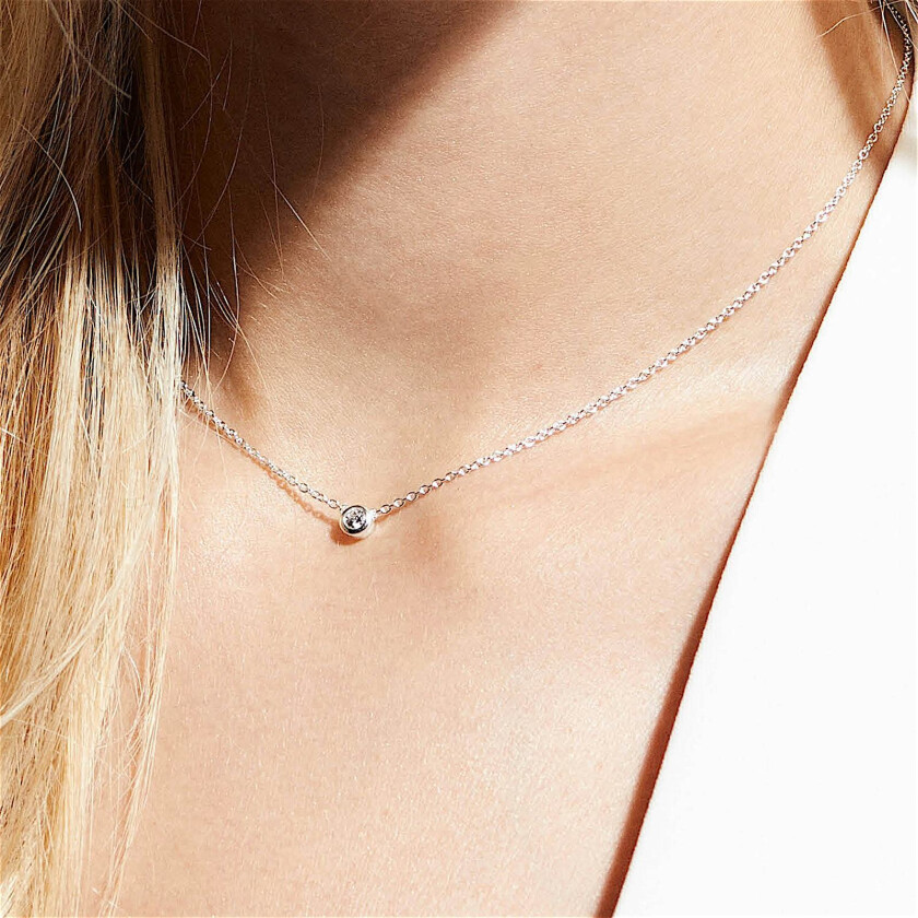 Clara Bezel Halskjede