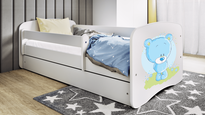 Babydreams juniorseng med blå bamse, med madrass, sengehest, skuff - hvit laminat (160x80)