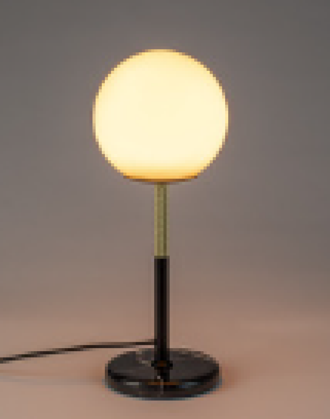 ZUIVER Orion bordlampe - opalt glass og sort marmor