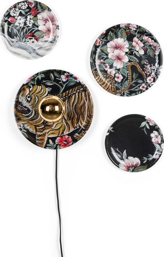 BOLD MONKEY No Food Here vegglampe - jernplater med vinyltrykt flerfarget tiger (sett med 4)